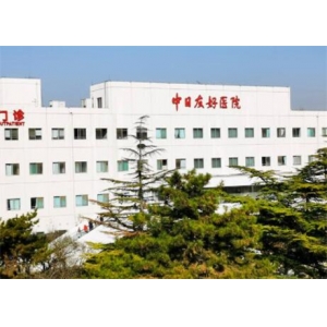 中日友好医院高占巍口碑如何？做背部吸脂价格多少？
