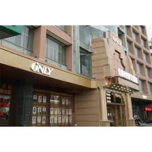 东莞壹加壹整形美容医院隆胸技术好吗?2025最新价格表及专家实力解析!