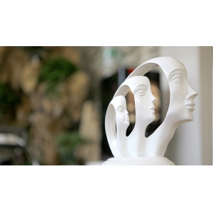 北京凯丽汇美是正规医院吗？二十年老牌医美机构，资质齐全、设备先进、医生团队经验丰富获好评！