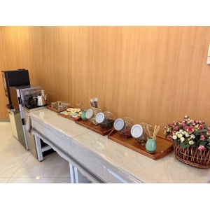 哈尔滨伊美尔医疗美容嗨体注射：告别黑眼圈的有效解决方案