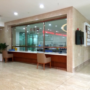 重庆军科整形美容医院自体肋软骨隆鼻：专业医生团队打造自然美鼻