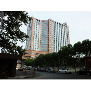 南京中大医院整形外科自体脂肪隆鼻多少钱?医生团队介绍、收费标准明细