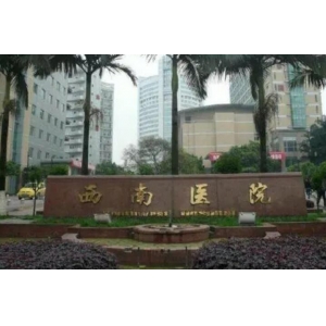 重庆西南医院王量医生做隆鼻手术效果还是不错的~来看看前后照