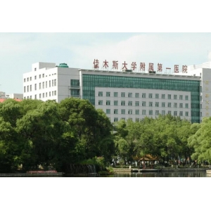 佳木斯大学附属第一医院自体脂肪隆鼻怎么样？张浩医生24年专注脂肪填充