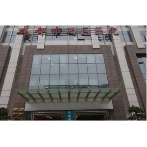 成都中医大银海医美假体隆鼻怎么样？医生团队详细介绍